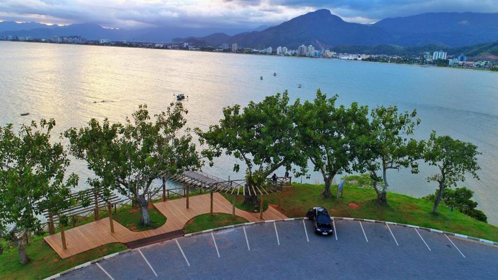 Apto Lindo E Aconchegante Com Piscina 202A Caraguatatuba Eksteriør bilde